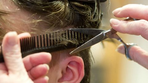Ab dem 1. März werden wieder Haare geschnitten: Neue Hygieneregeln: So sieht ein Friseurbesuch künftig aus