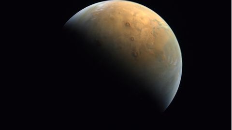 Foto des Mars von der Mars-Sonde der Arabischen Emirate
