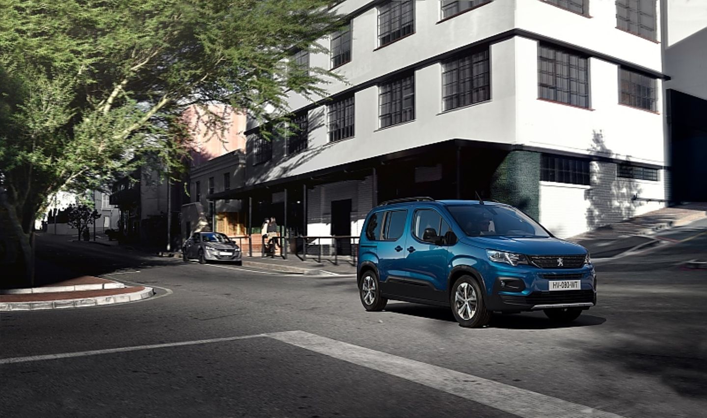 Peugeot E-Rifter 2021