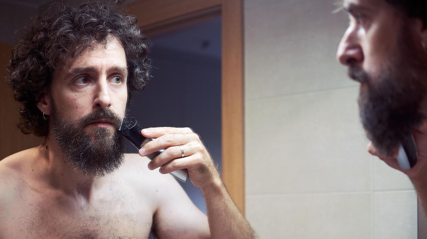 Bart Trimmen: Tips & Product Guide for Shaving