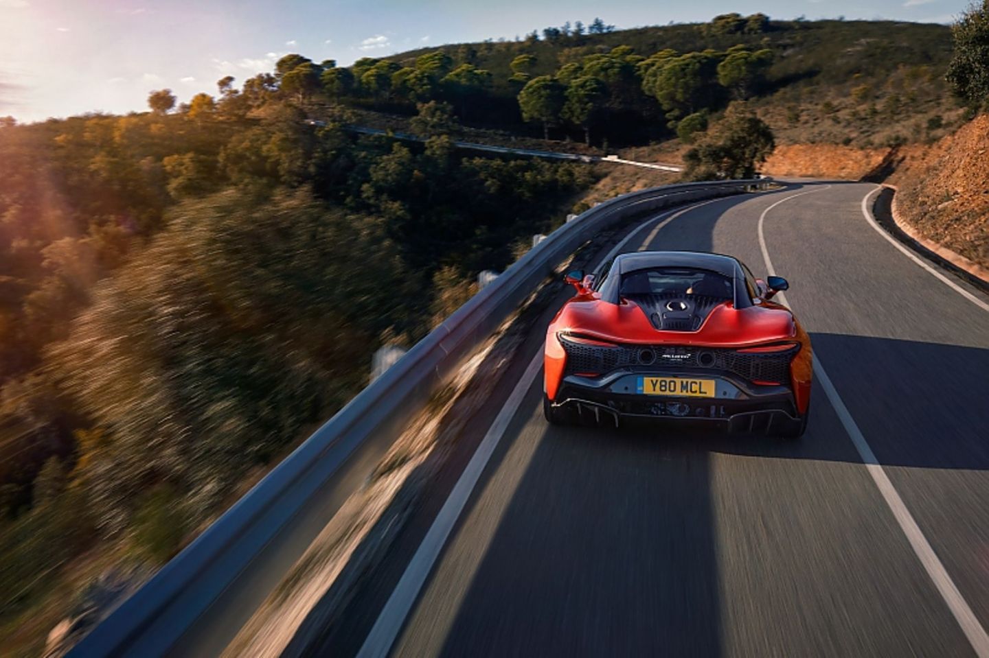 Der McLaren Artura ist bis zu 330 km/h schnell