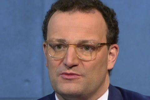 Bundesgesundheitsminister Jens Spahn zur großen Pflege-Petition vom stern