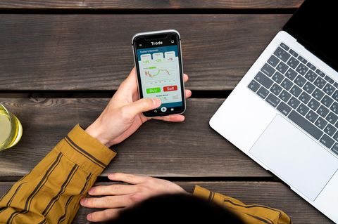 Bitcoin und Aktien kaufen