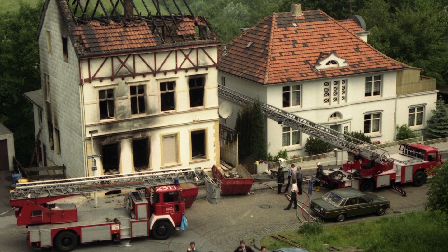 Gedenken an Anschlag in Hanau: 213 Tote seit 1990 – die blutige Spur des rechten Terrors in Deutschland Solingen