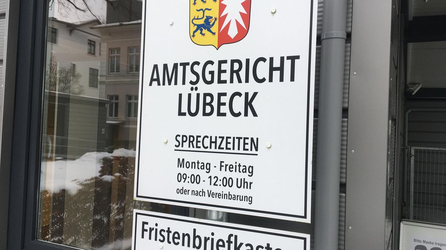 Überdosis Morphin: Der Patient stirbt. Die Krankenschwester steht vor Gericht. Was geschah in dieser Nacht? Überdosis Morphin: Der Patient stirbt. Die Krankenschwester steht vor Gericht. Was geschah in dieser Nacht?
