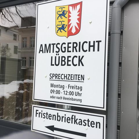 Überdosis Morphin: Der Patient stirbt. Die Krankenschwester steht vor Gericht. Was geschah in dieser Nacht?