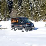 MAN TGE 4x4 mit Raupenantrieb