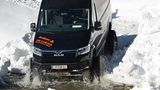 MAN TGE 4x4 mit Raupenantrieb