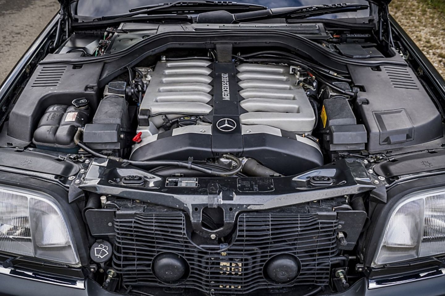 Der Zwölfzylinder leistete 300 kW / 408 PS