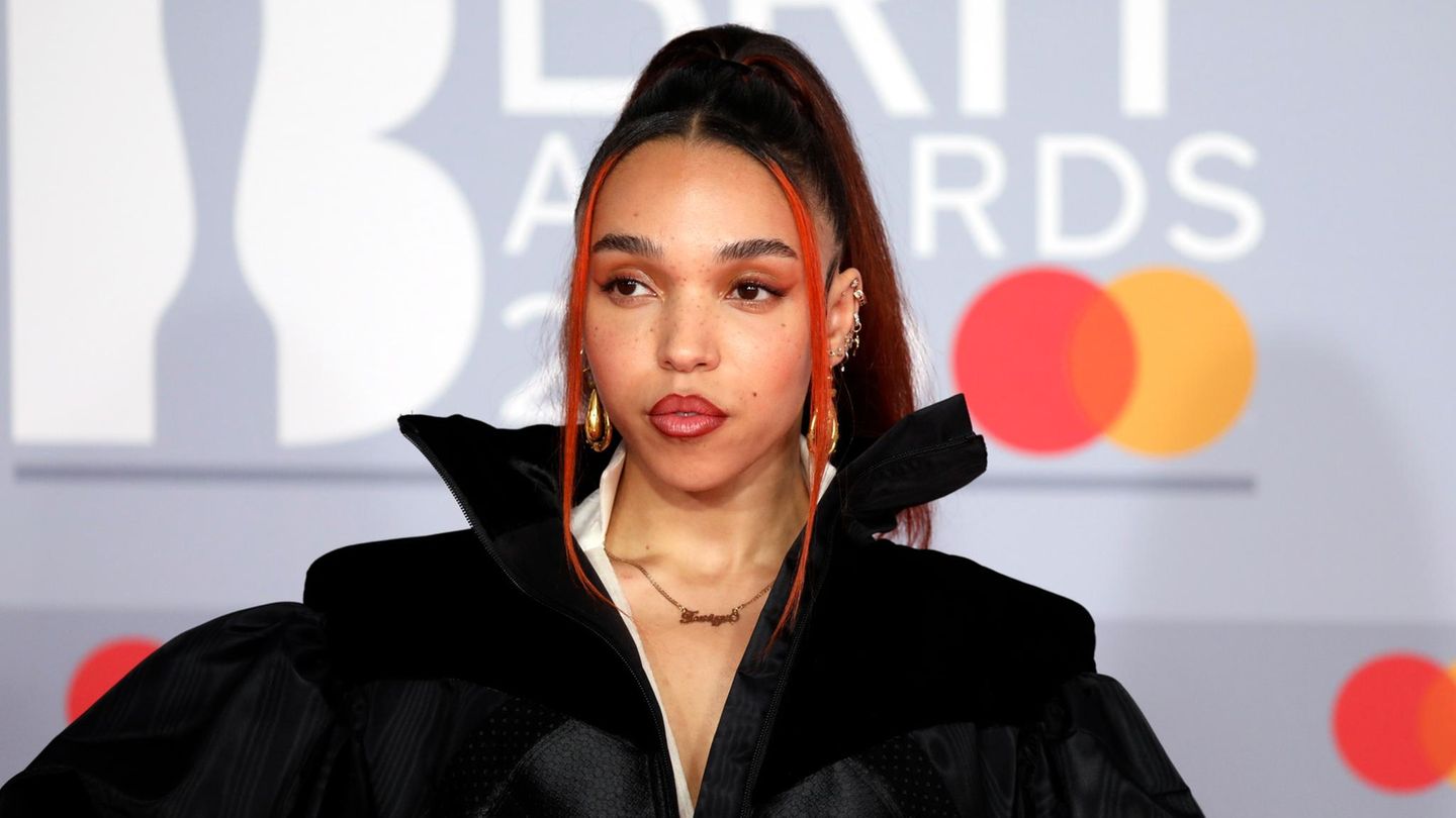 FKA twigs