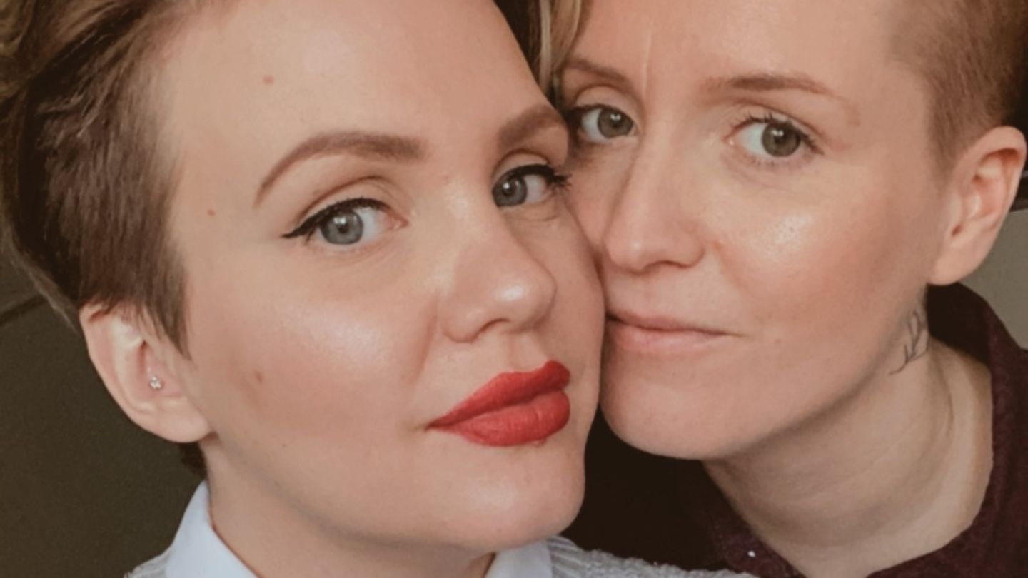 Saga und Felicia Wahlström wollen beide die biologische Mutter ihres zukünftigen Kindes werden