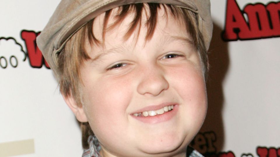 "Two and a Half Men": Was macht "Jake" alias Angus T. Jones heute?