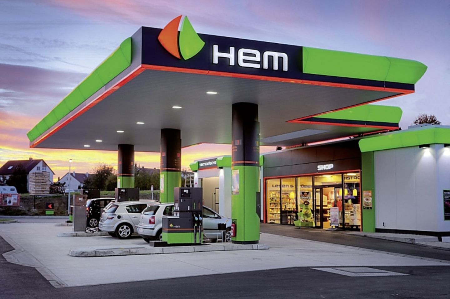 Tankstelle HEM