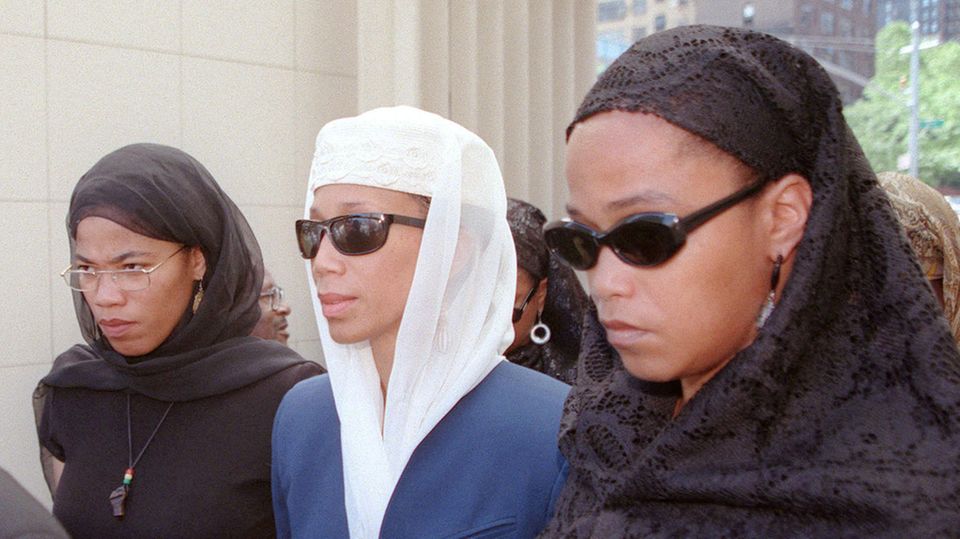 Fordern intensive Prüfung neuer Hinweise zum Attentat auf ihren Vater: Illya, Attallal and Gamilah Shabazz (v.li.), drei der Töchter des 1965 ermordeten US-Bürgerrechtlers Malcolm X.