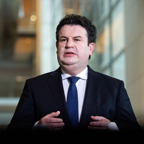 Arbeitsminister: Hubertus Heil: Wie meine eigene Pflegeerfahrung mit Schmerz und Tod mich geprägt hat