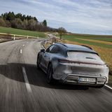 Porsche Taycan Turbo S Cross Turismo