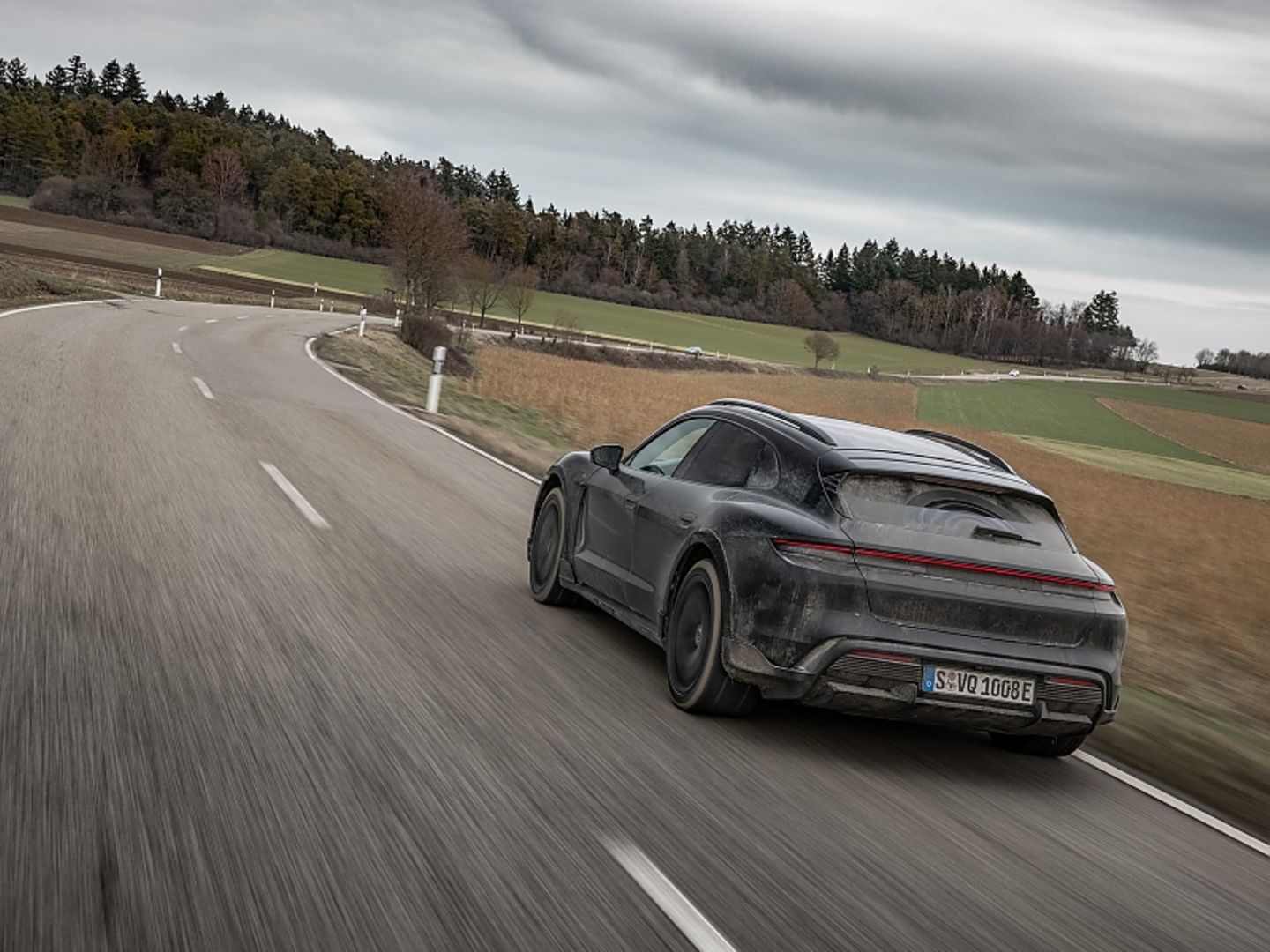Porsche Taycan Turbo S Cross Turismo