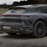 Porsche Taycan Turbo S Cross Turismo