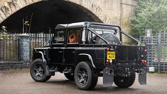 Die Cheslea Truck Company verwandelt einen klassischen Land Rover Defender 110 in einen Pickup