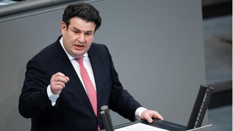 Arbeitsminister: „Klatschen reicht nicht“: So will Hubertus Heil per Tarif-Trick mehr Geld für Pfleger und Pflegerinnen organisieren