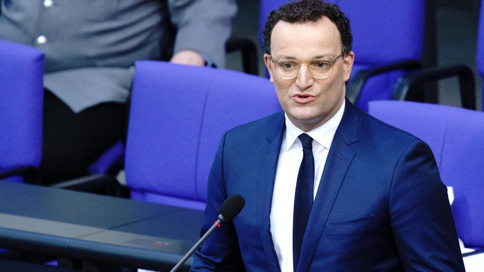 Jens Spahn: Corona-Inzidenz von 0 unrealistisch – "Keine Mauer um das Land ziehen" Jens Spahn: Corona-Inzidenz von 0 unrealistisch – "Keine Mauer um das Land ziehen"