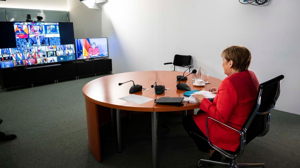 Bundeskanzlerin Angela Merkel (CDU) während einer Videokonferenz