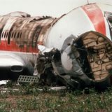 Ein schwarzer Tag für Schönefeld: Am 17. Juni 1989 war eine Iljuschin Il-62 der Interflug beim Start über das Rollfeld hinaus gerast und in Brand geraten. An Bord des Fluges waren 103 Passagiere und 10 Besatzungsmitglieder.