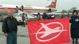Ende April 1991 stellt die Interflug offiziell ihren Betrieb ein. Der letzte Flug geht mit einer Tupolew Tu-134 nach Wien und zurück.