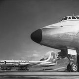 Bristol Britannia  Die meisten dieser Langstreckenflugzeuge flogen für British Overseas Airways Corporation (BOAC), die Royal Air Force, Canadian Pacific Airlines und El Al (Foto). Letzte nutzte als erste Gesellschaft die Britannia auch für Transatlantikflüge.