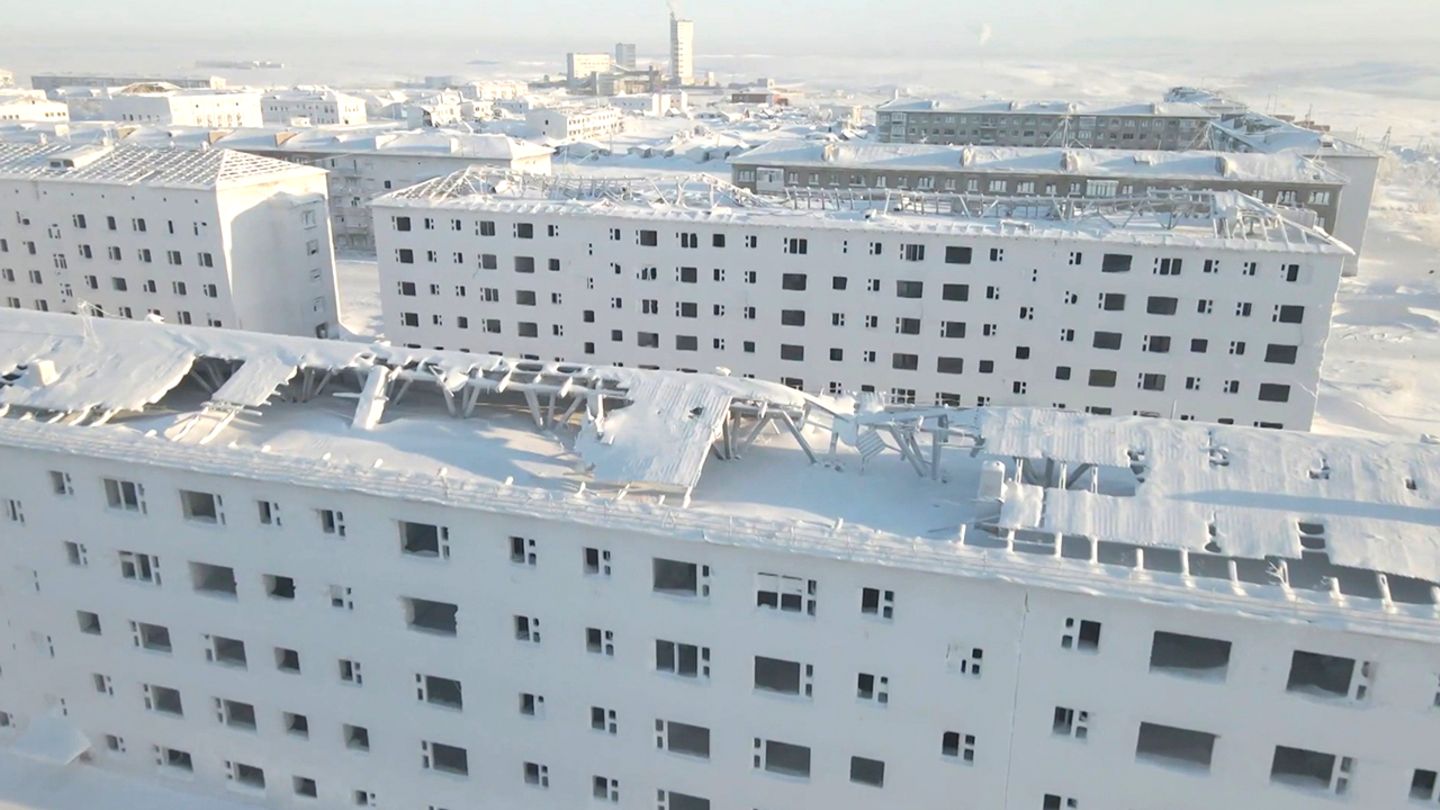 News im Video: Russische Geisterstadt verschwindet unter Eisschicht | STERN.de