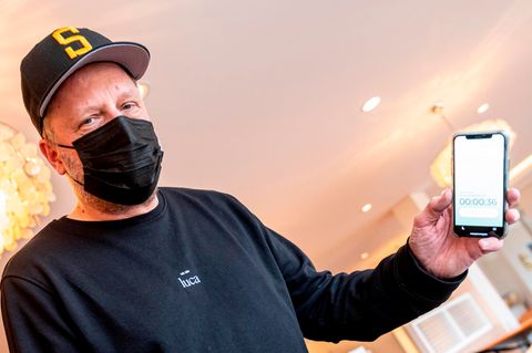Rapper Smudo von "Fantastischen Vier" stellt seine Corona-App "Luca" vor