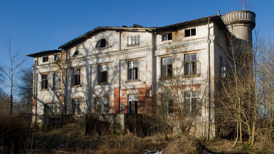 Herrenhaus in Neparmitz