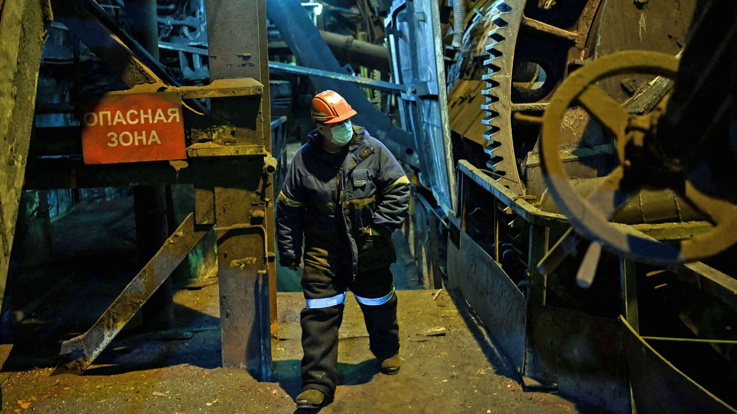 Zuletzt gehörte das Werk dem Bergbaugiganten Nornickel, dem weltweit führenden Nickel- und Palladiumförderer.