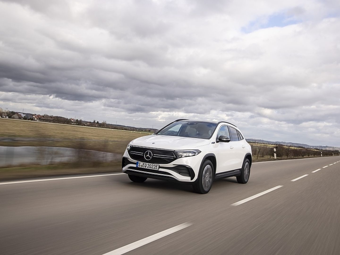 Mercedes EQA 250