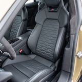 Die Sportsitze sind bequem