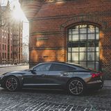 Auch ohne Wankstabilisierung ist der Audi RS e-tron GT ziemlich agil
