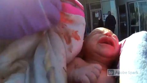 USA: Mutter bringt Baby auf Krankenhaus-Parkplatz zur Welt