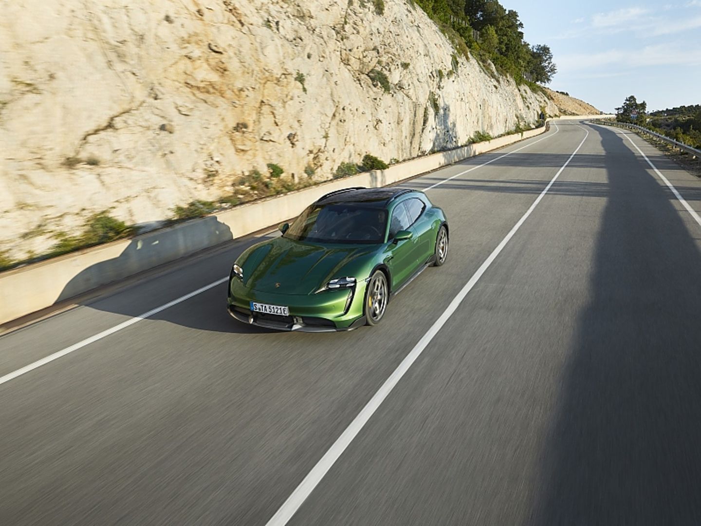 Porsche Taycan Cross Turismo 2022