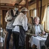 Zu jedem Gericht der Drei- bis Fünf-Gänge-Menüs wird ein anderer Wein gereicht – natürlich südafrikanischen Ursprungs.