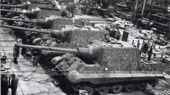 Montage der Jagdpanzer.