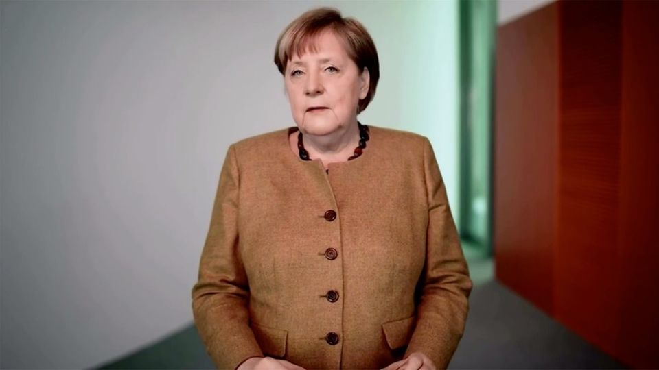 Weltfrauentag: Merkel warnt vor verstärkter Ungleichheit durch Pandemie: "Nicht in Rollenmuster zurückfallen" Weltfrauentag: Merkel warnt vor verstärkter Ungleichheit durch Pandemie: "Nicht in Rollenmuster zurückfallen"