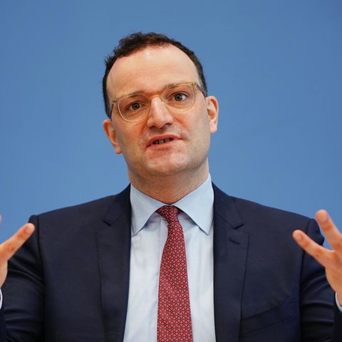 Jens Spahn bei einer Pressekonferenz