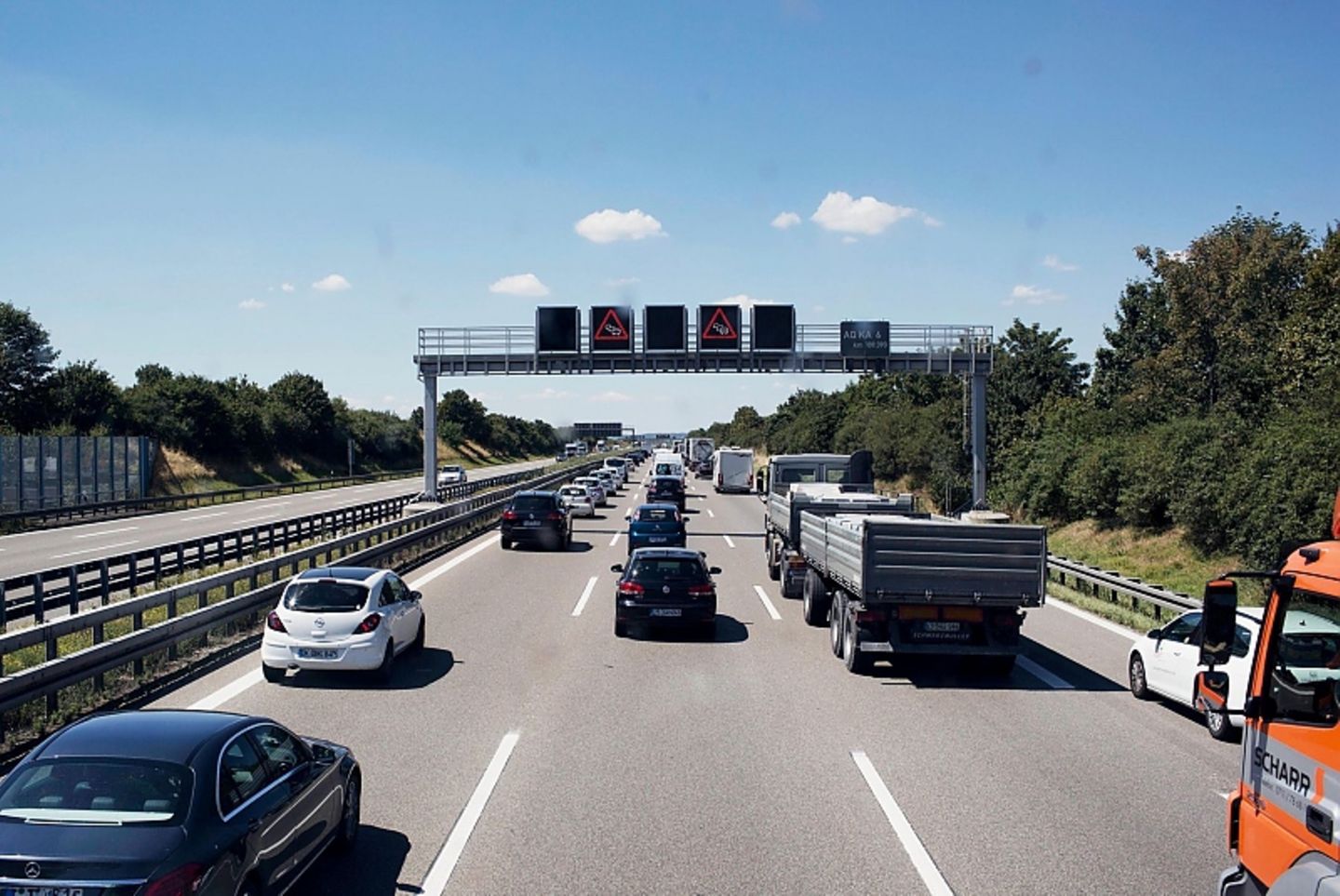 Stau auf der Autobahn
