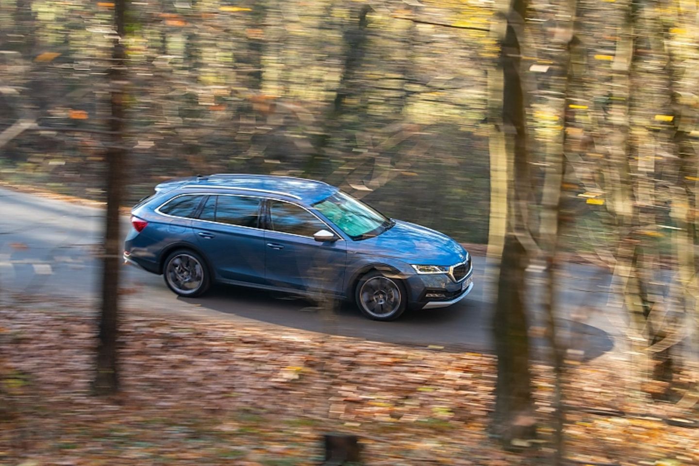 Der Skoda Octavia Scout 2.0 TDI 4x4 ist bis zu 230 km/h schnell