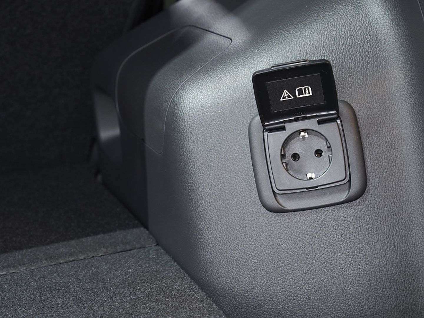 Mitsusbishi Eclipse Cross PHEV