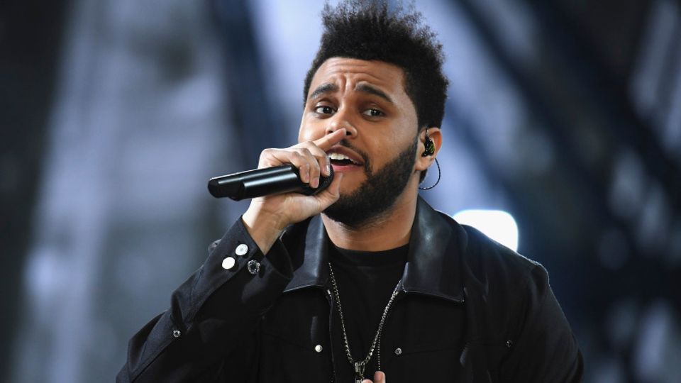 Der kanadische Sänger The Weeknd bei einem Auftritt im Jahr 2019.