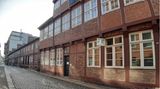 Bäckerbreitergang: Was vom früheren Gängeviertel übriggeblieben ist, sind diese gemütlichen Fachwerkhäuser. Zum Teil wurden die Gebäude um 1780 erbaut. So hell und sauber wie heute war es damals aber bei Weitem nicht.