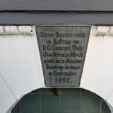 Hofpalais: Noch heute findet man in der Stadt Relikte, die an die öffentliche Wasserversorgung erinnern.