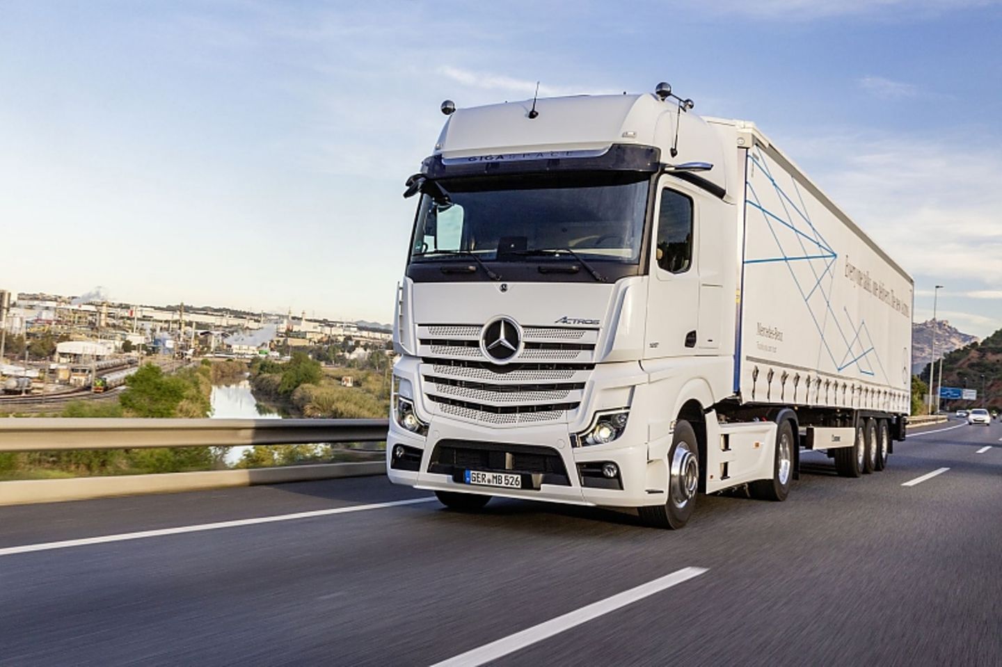 Mercedes Benz Actros 1851 LS 4x2