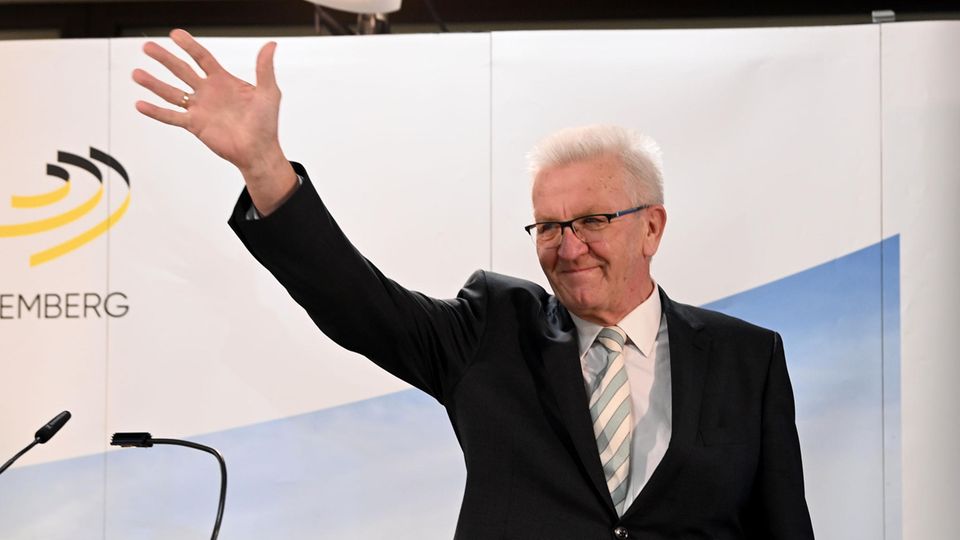 Winfried Kretschmann feiert nach der Wahl in Baden-Württemberg